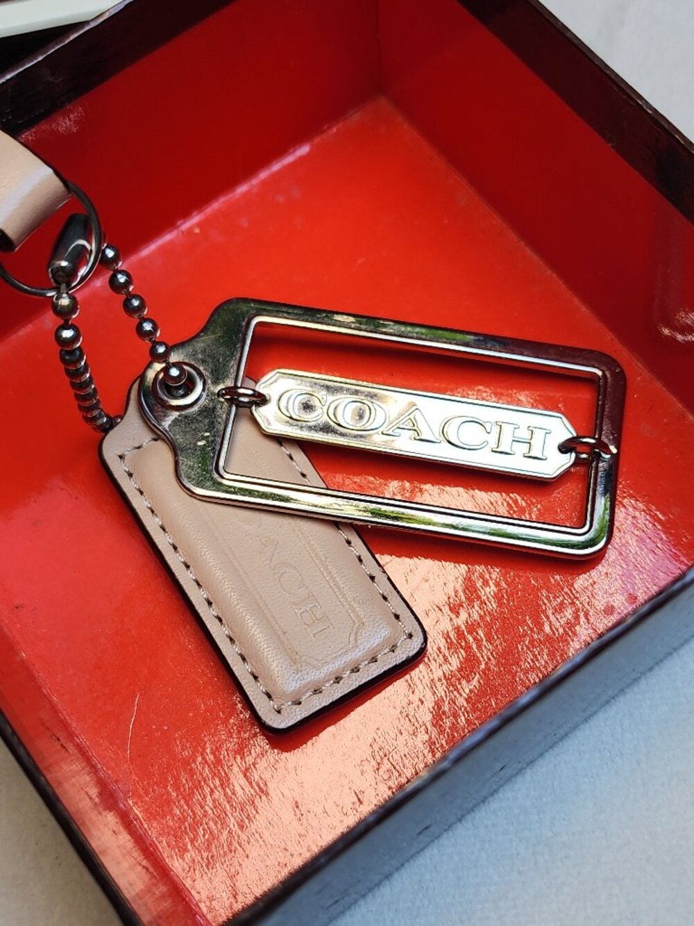 EUC bundle COACH 3 piece Keychains tan, silver WITH COACH gift box - Picture 10 of 15